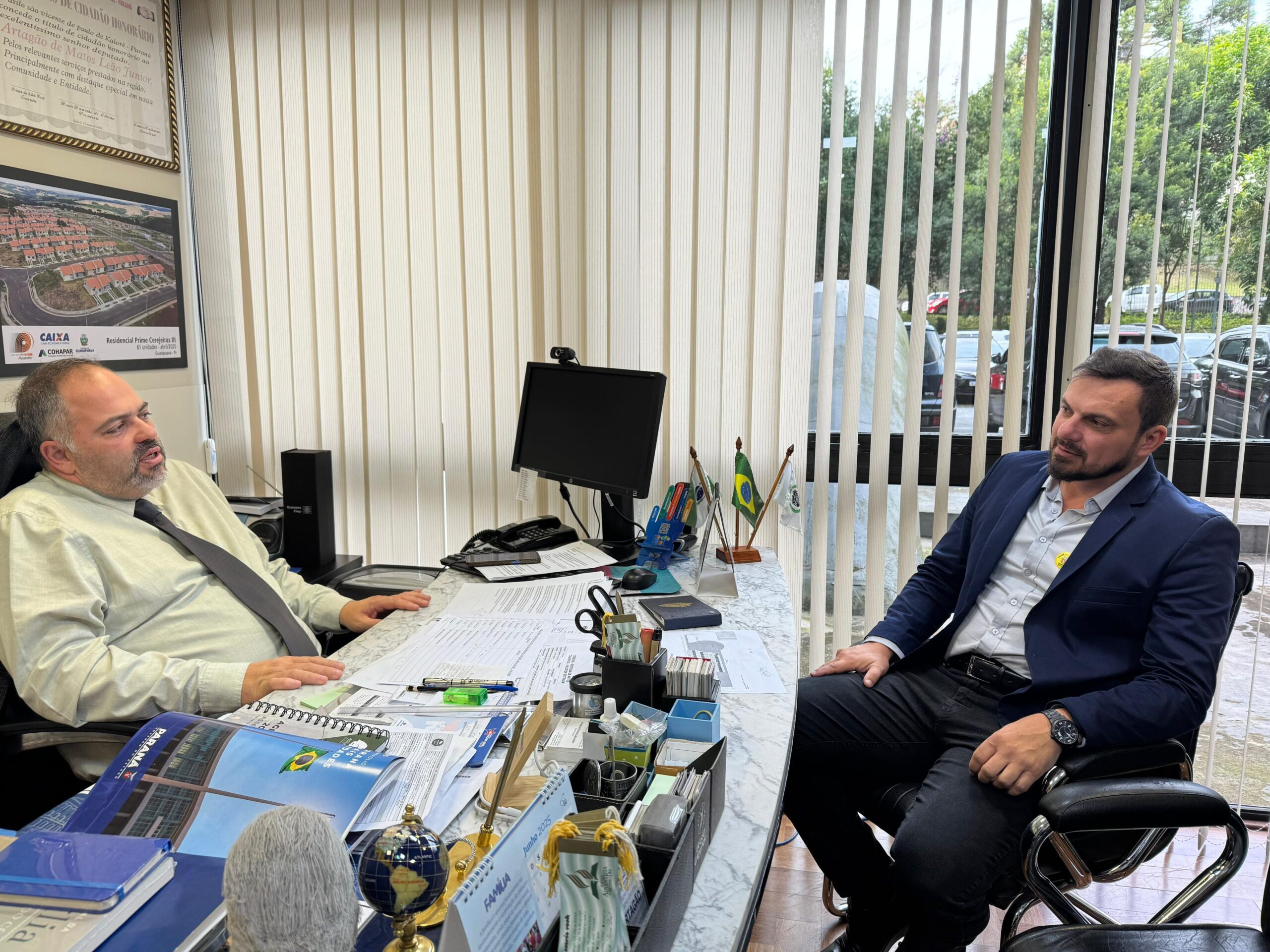 Prefeito de Virmond, Fernando Mierzva, busca em Curitiba avanços em pavimentação, saúde e renovação da frota