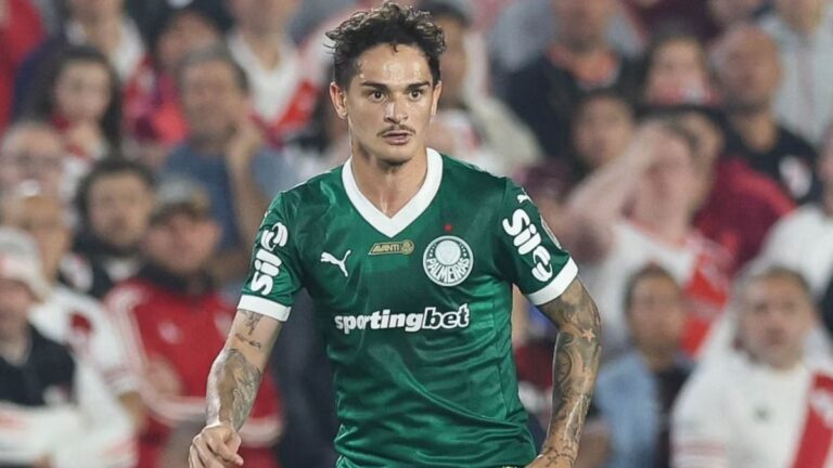Palmeiras confirma lesão de Khellven