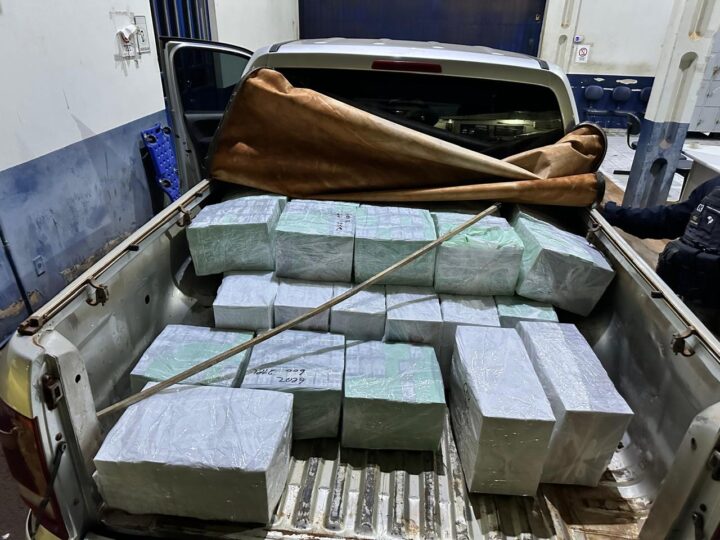 Carga de celulares contrabandeados é apreendida na BR-277