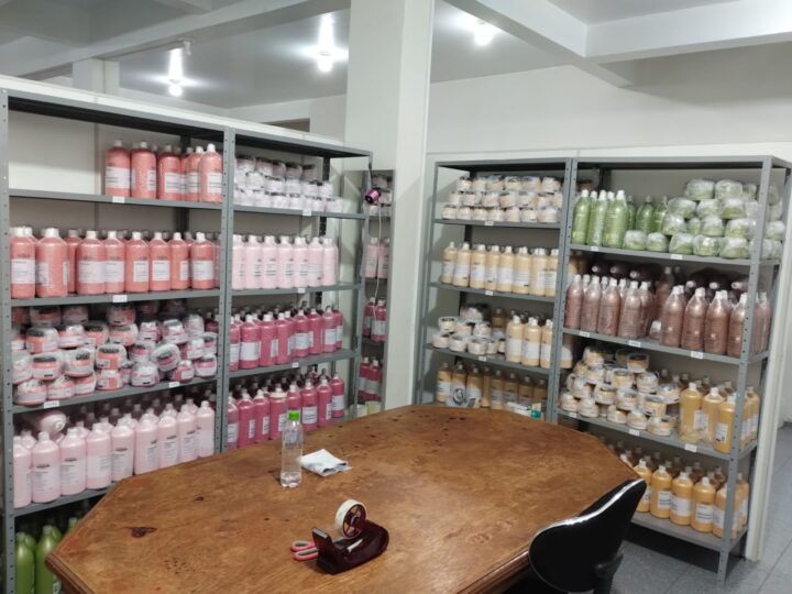 Polícia Federal apreende cosméticos falsificados em Cascavel