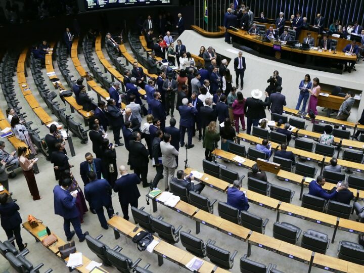 Congresso e as fragilidades institucionais no Brasil