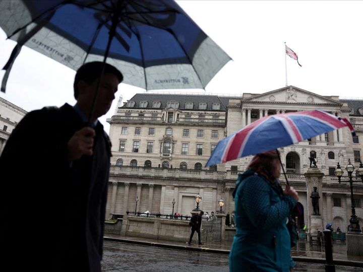 BoE mantém juros em 4% enquanto alguns defendem redução