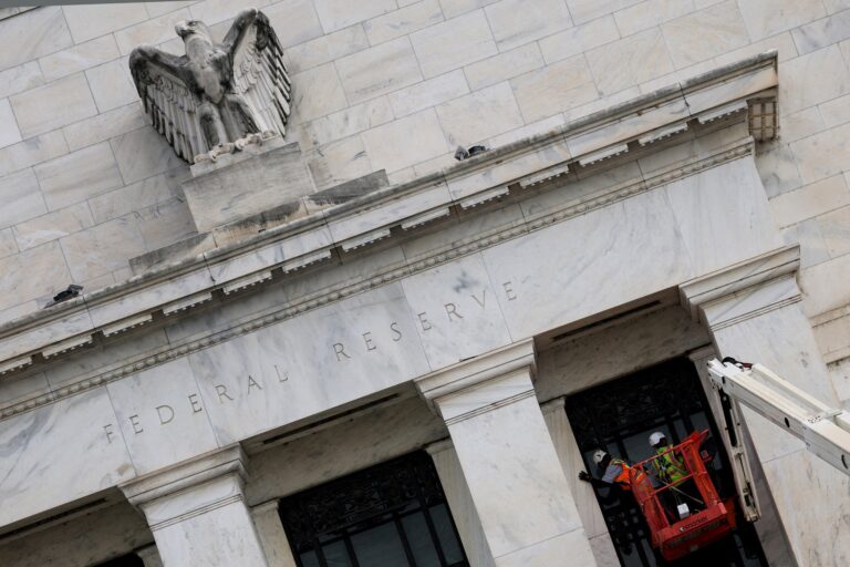 Fed deve cortar juros, mas incertezas sobre o futuro permanecem