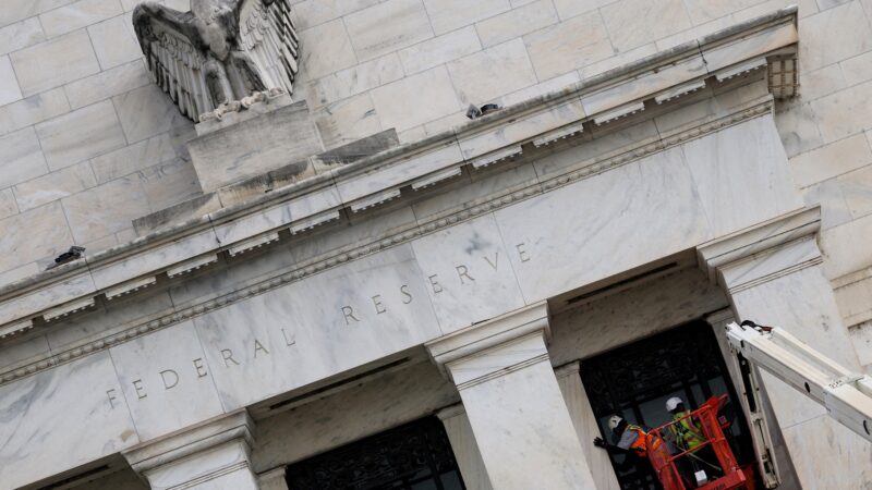 Fed projeta corte de juros em setembro