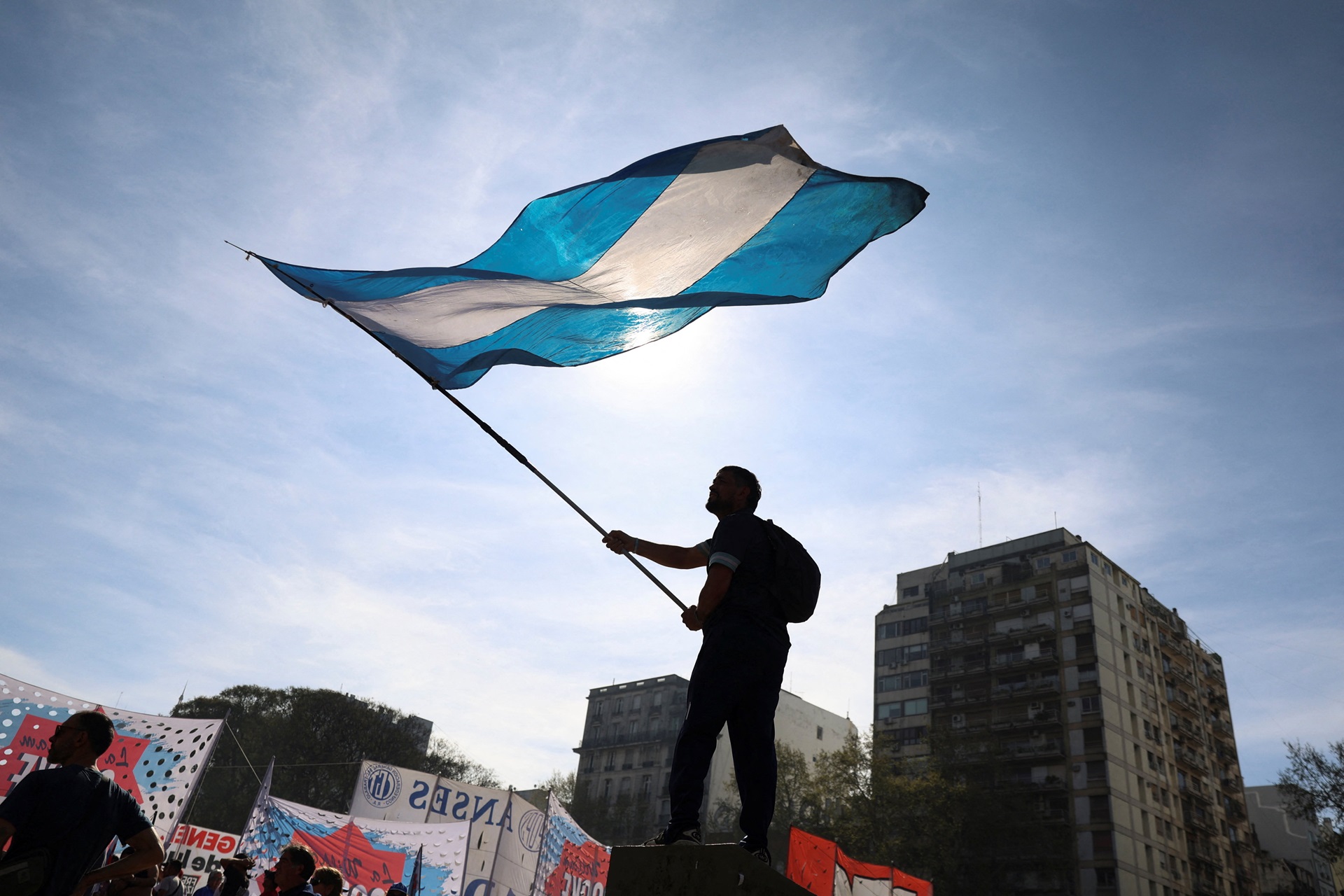 Argentina reafirma compromisso com venda de dólares