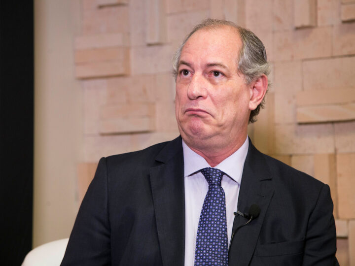 Ciro Gomes apoia bolsonarista ao Senado e gera divisão no Ceará
