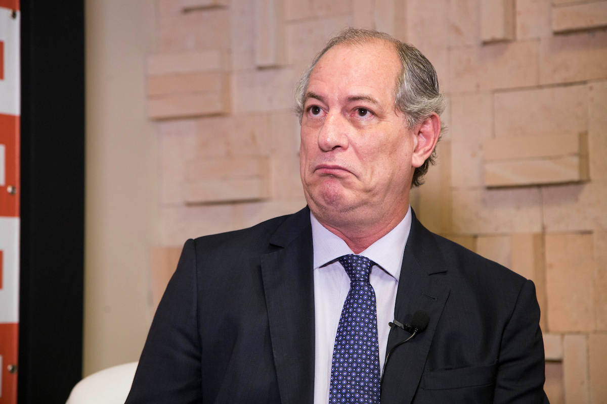 Ciro Gomes apoia bolsonarista ao Senado e gera divisão no Ceará