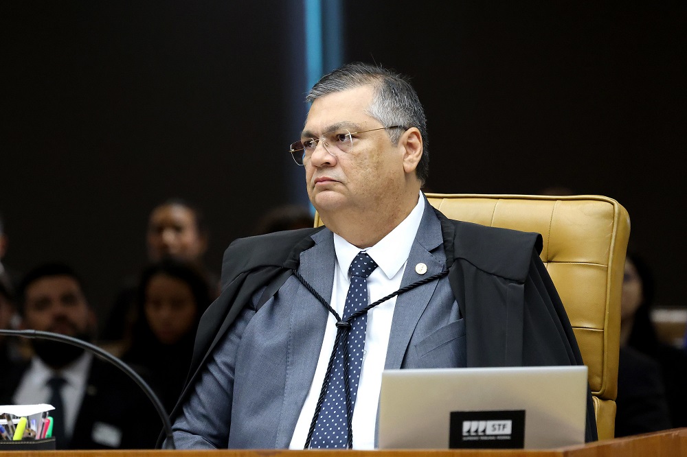 Flávio Dino solicita fiscalização das emendas Pix