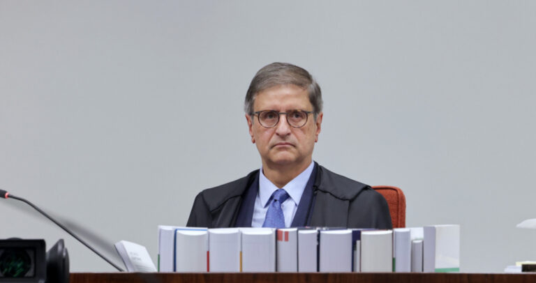 Procurador pede condenação de réus envolvidos em esquema golpista