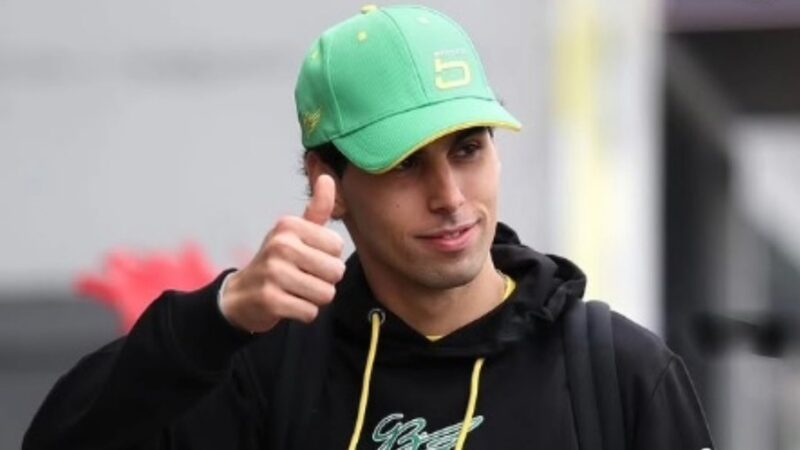 Bortoleto é recebido por passistas em Interlagos