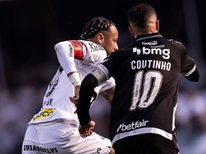Coutinho brilha mais que Neymar no Brasileirão