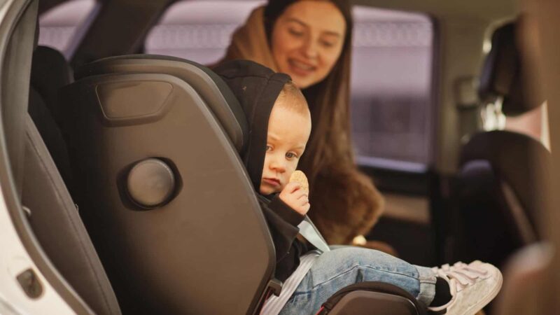 Dicas para escolher o bebê conforto ideal para o carro