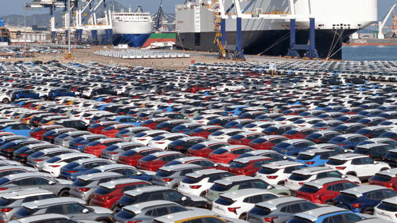 China reconhece desafios econômicos após dados decepcionantes