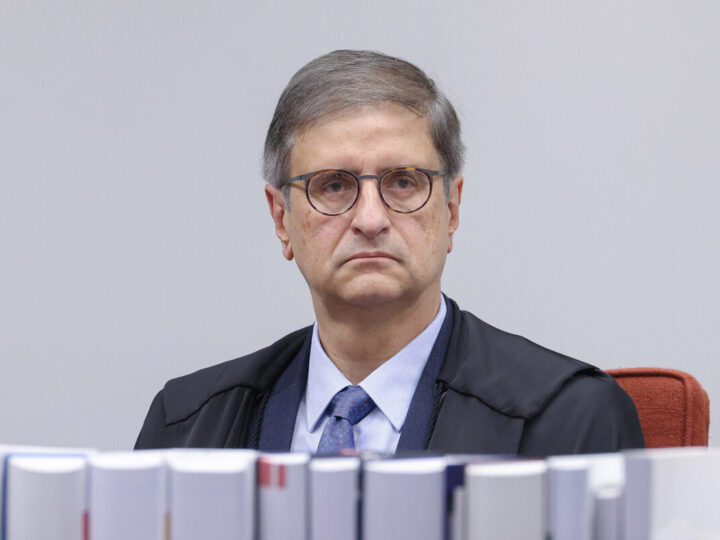 PGR pede condenação de réus por tentativa de golpe