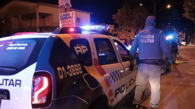 Homem é acusado de assédio e furto após levar prima para motel