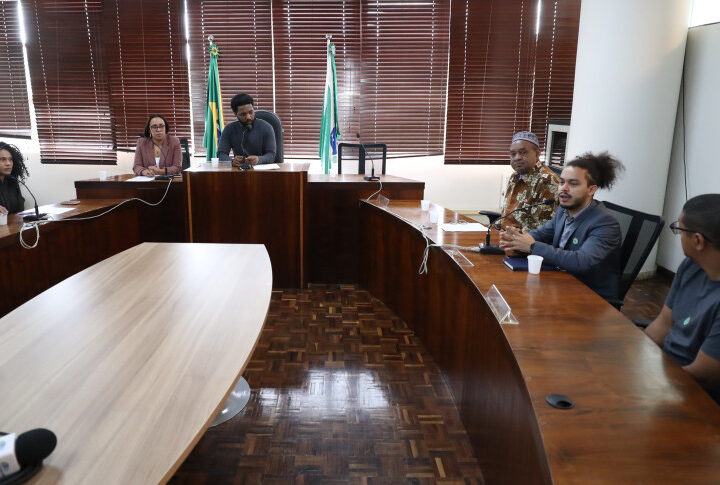 Debate sobre políticas afirmativas no Paraná