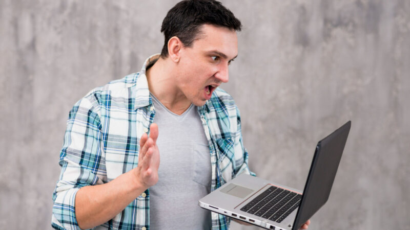 Consequências de desligar o PC de forma abrupta