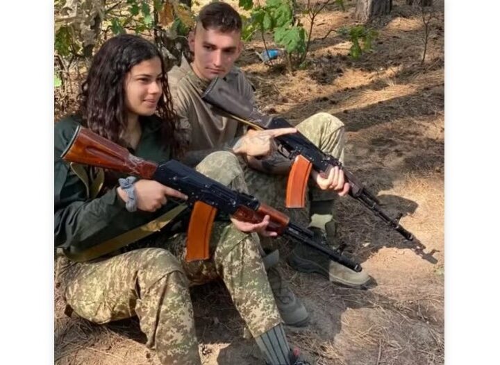 Casal paranaense se conhece na guerra da Ucrânia e retorna ao Brasil com filho