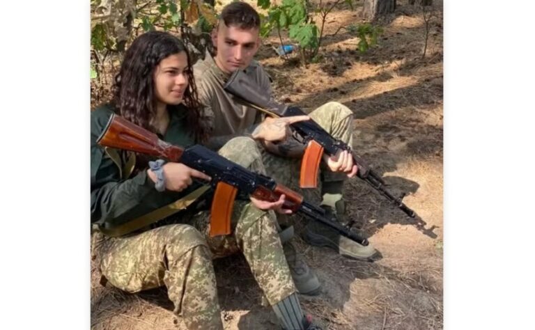 Casal paranaense se conhece na guerra da Ucrânia e retorna ao Brasil com filho
