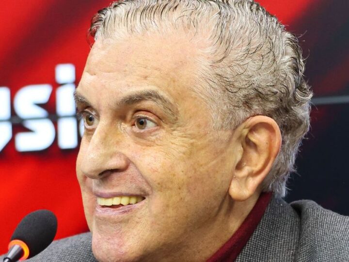 Athletico renova contrato com Vitinho até 2029