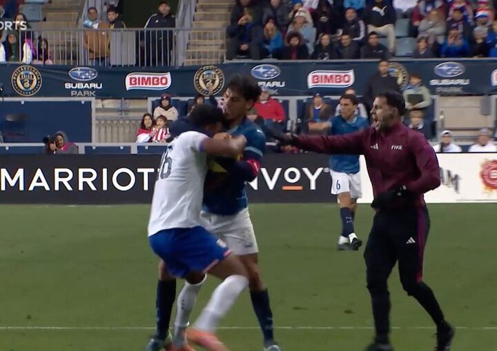 Briga generalizada marca amistoso entre Paraguai e EUA na Filadélfia