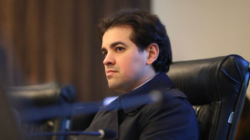 Deputado propõe lei para transparência em obras públicas no Paraná