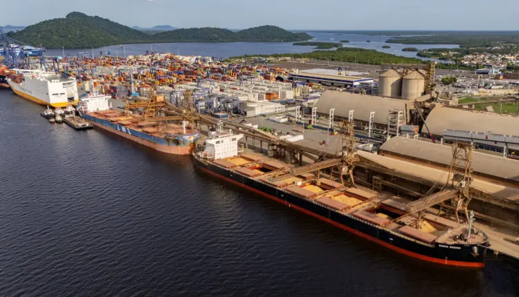 Brasil registra aumento histórico na movimentação de cargas nos portos
