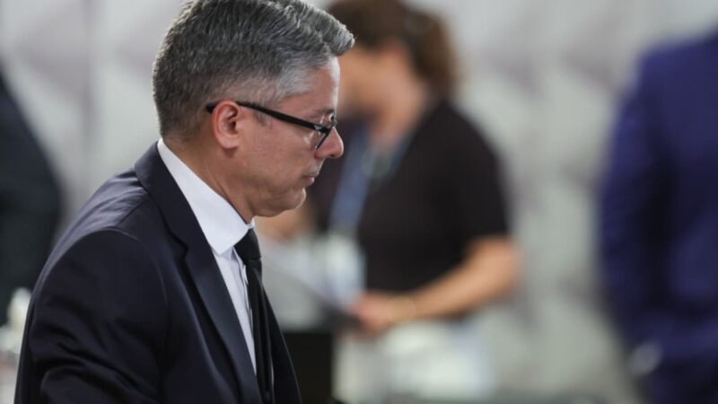 Relator garante verba da PF no PL Antifacção e acata sugestões de Derrite