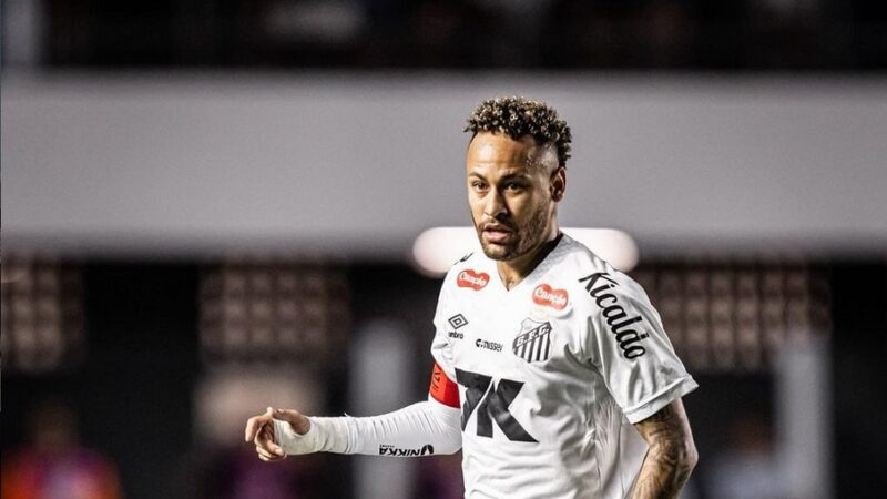 Neymar completa 90 minutos em vitória do Santos sobre o Palmeiras