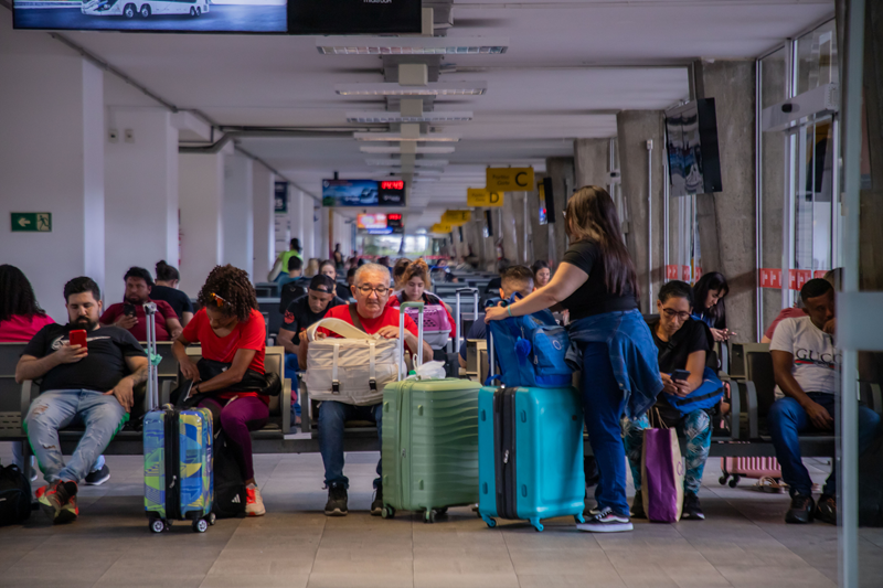 Feriado do Trabalho: Rodoviária da [Cidade] se prepara para fluxo intenso de passageiros