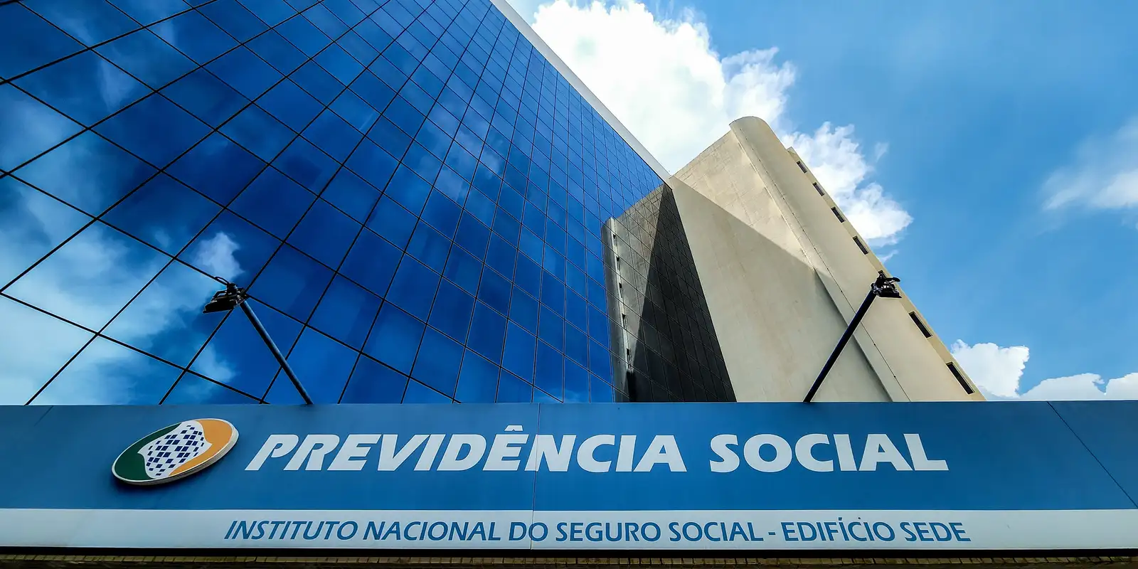 Operação Egrégora Desmantela Fraude Milionária no INSS em Minas Gerais