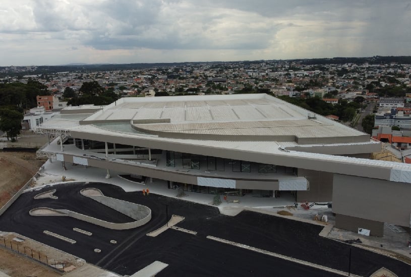 Curitiba Ganha Novo Complexo Comercial: Flow Open Mall Promete Mais de 100 Lojas e 800 Empregos