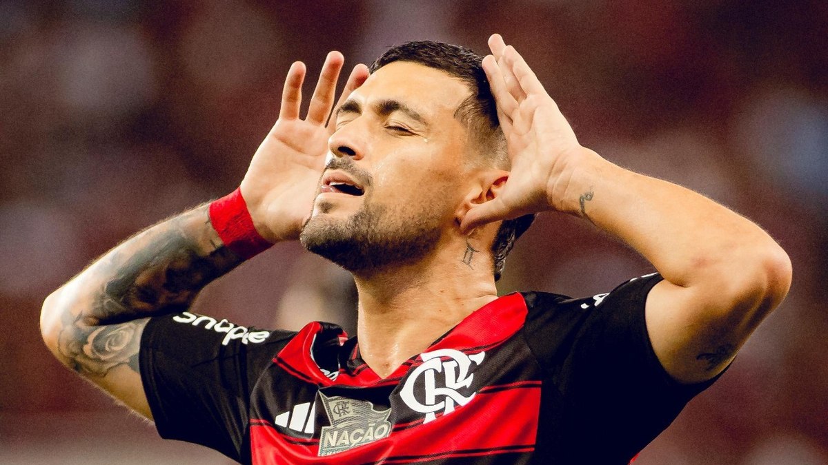 Arrascaeta Brilha, Flamengo Vence o Bahia e Assume Liderança do Brasileirão em Jogo Dramático