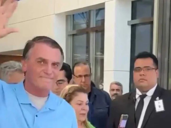 Bolsonaro Recebe Alta Hospitalar: Vídeo Exclusivo Revela Momento da Saída