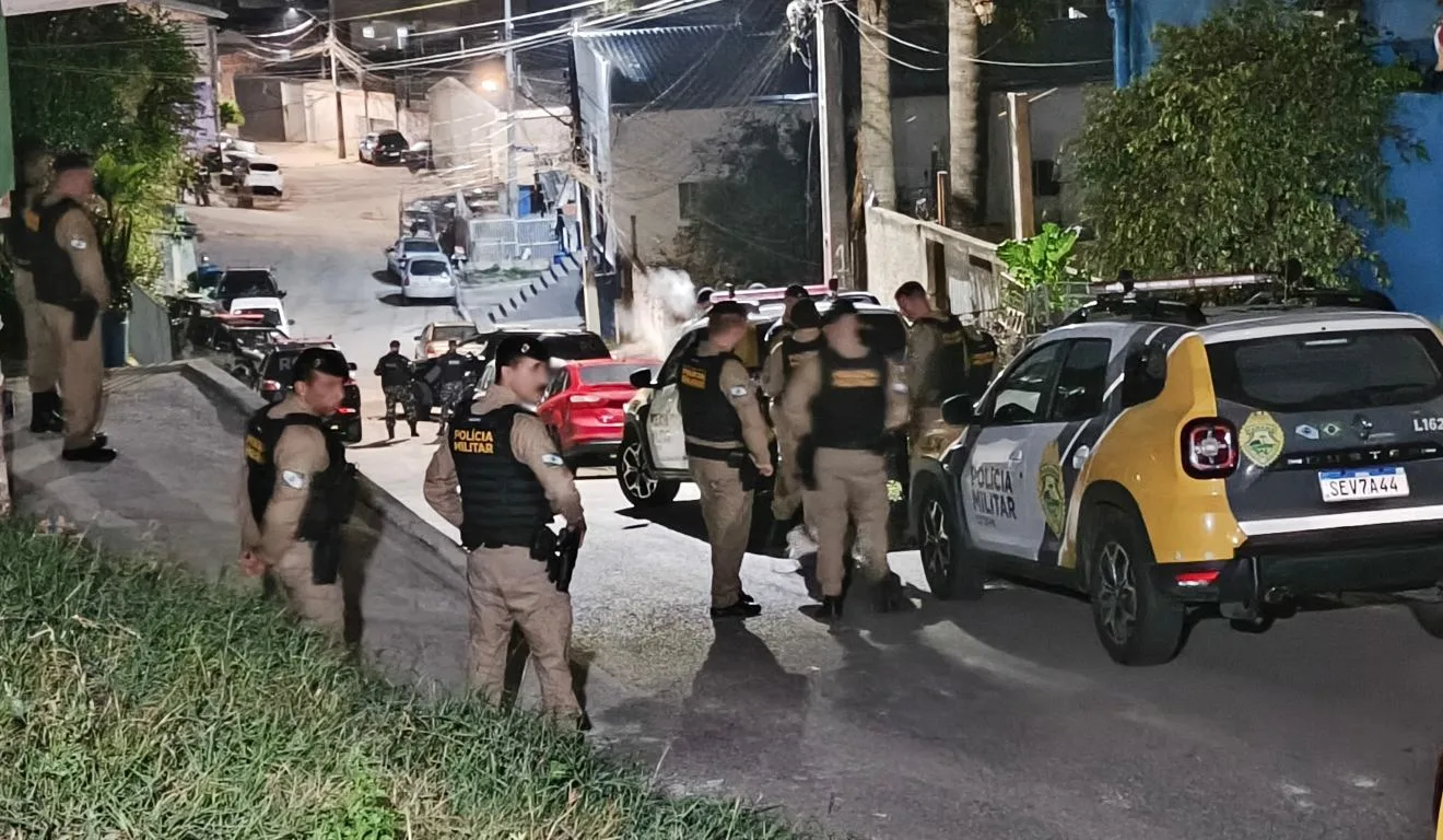 Curitiba Sob Tensão: Operação Policial Resulta em Três Mortes em Confrontos Noturnos