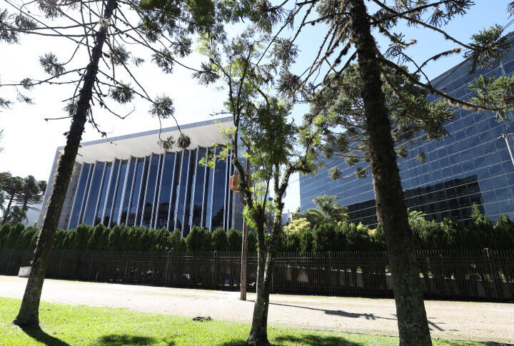 ALEP Debate Proteção à Mulher, Hidrogênio Verde e Comunidades Litorâneas em Semana de Eventos