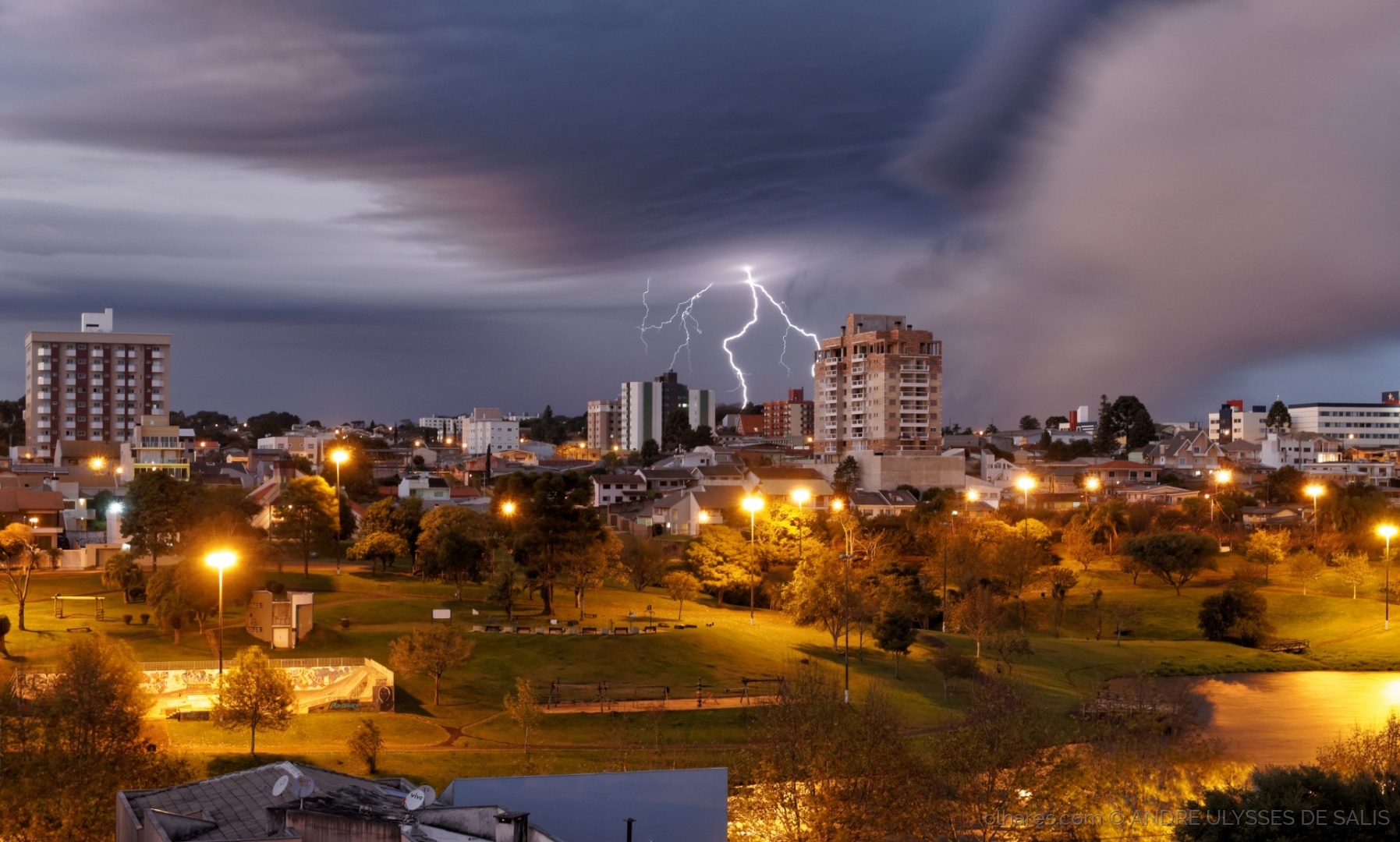 Guarapuava Sob Alerta: Incidência de Raios Dispara e Ultrapassa 66 Mil no Primeiro Trimestre