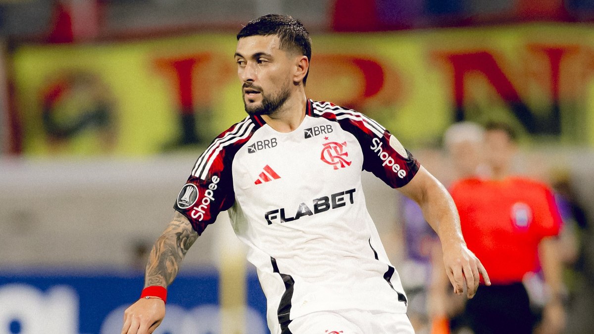 Flamengo se manifesta sobre o futuro de Arrascaeta e esfria rumores de renovação imediata