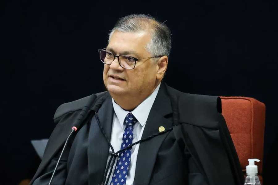 STF Suspende Julgamento Decisivo sobre Escolas Cívico-Militares em São Paulo