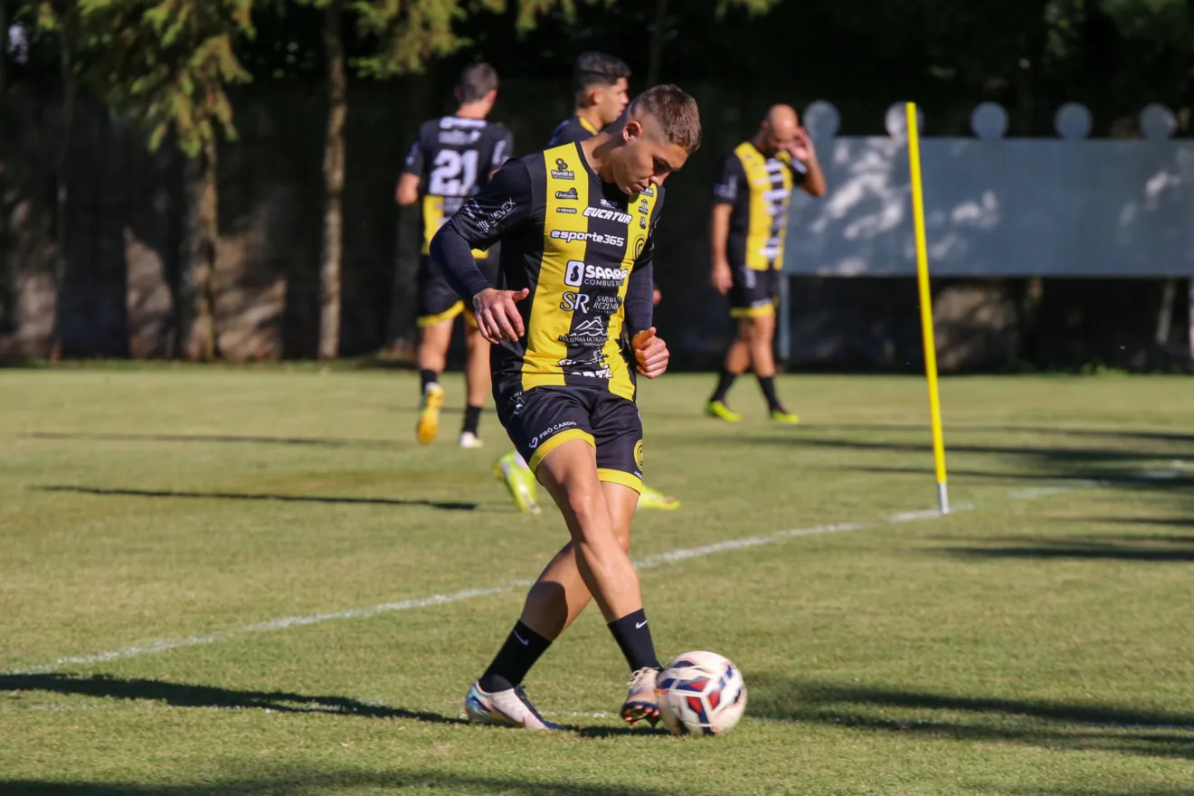 FC Cascavel Desafia o Cianorte Fora de Casa em Busca de Pontos na Série D