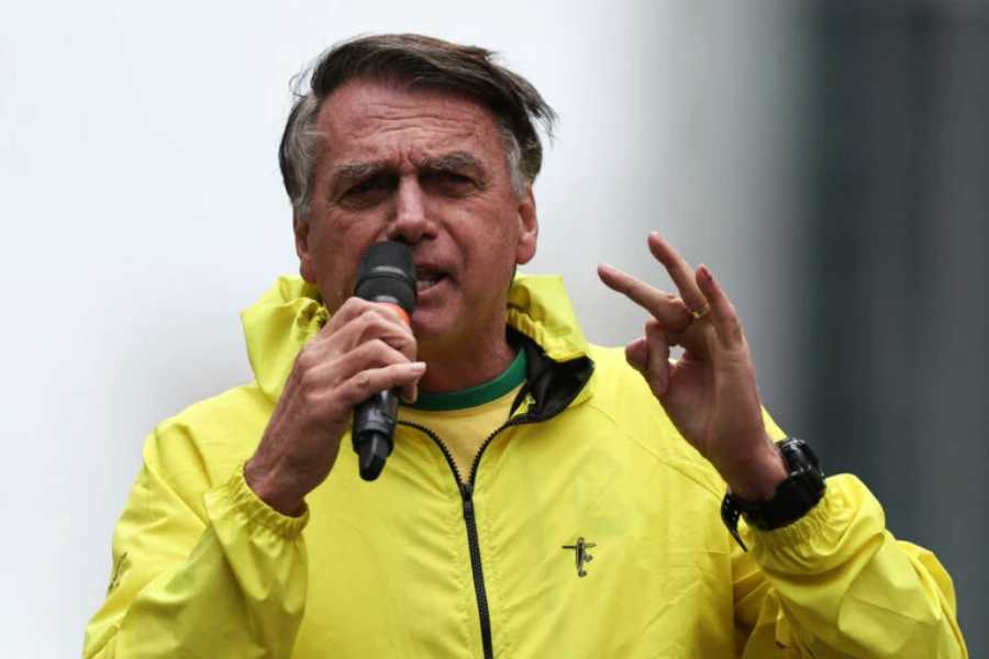 Câmara dos Deputados Desafia STF ao Suspender Ação Penal que Envolve Bolsonaro e Ramagem