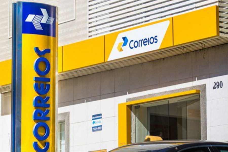 Correios em Crise: Sindicato Reage a Cortes e Ameaça Ações Legais Contra Governo