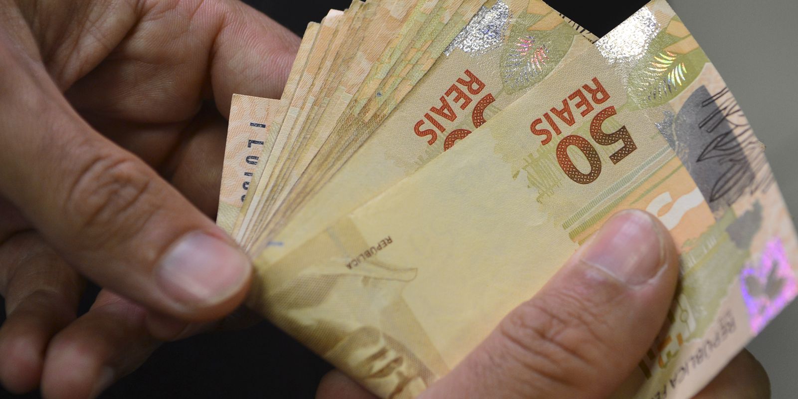 INSS Suspende Consignados: Medida Afeta Todos os Beneficiários e Segurados Devem Desbloquear Descontos