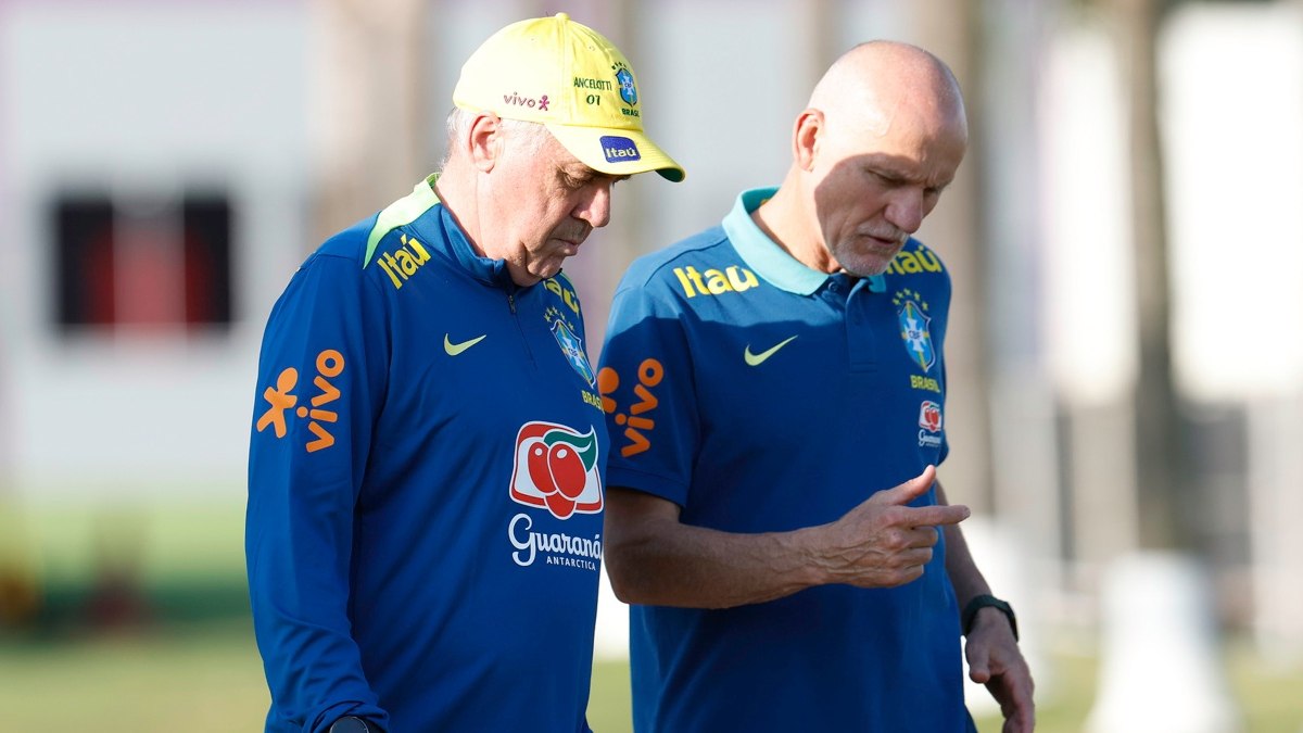 Ancelotti Surpreende e Esboça Time Titular da Seleção para Enfrentar o Equador