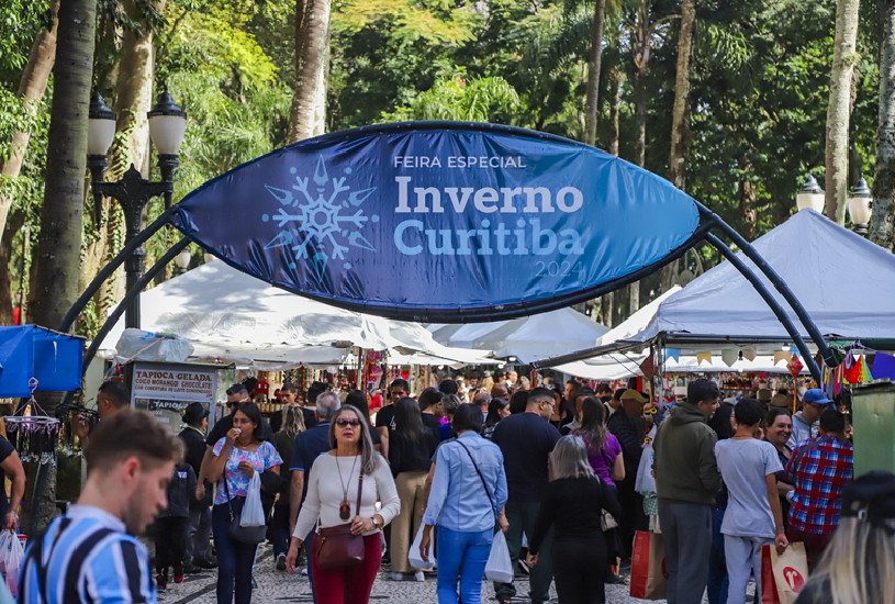 Curitiba Aquece o Inverno com Feiras Tradicionais nas Praças Osório e Santos Andrade