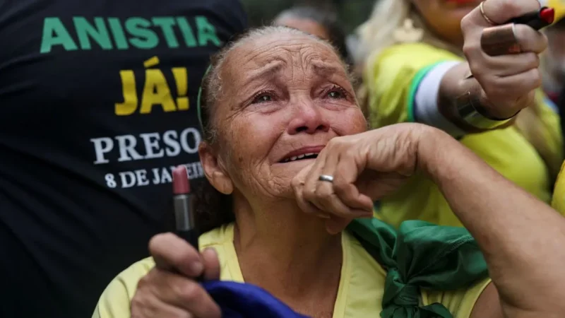 Ato Pró-Bolsonaro na Paulista Atrai Governadores e Acende Debate Sobre Justiça e Liberdade