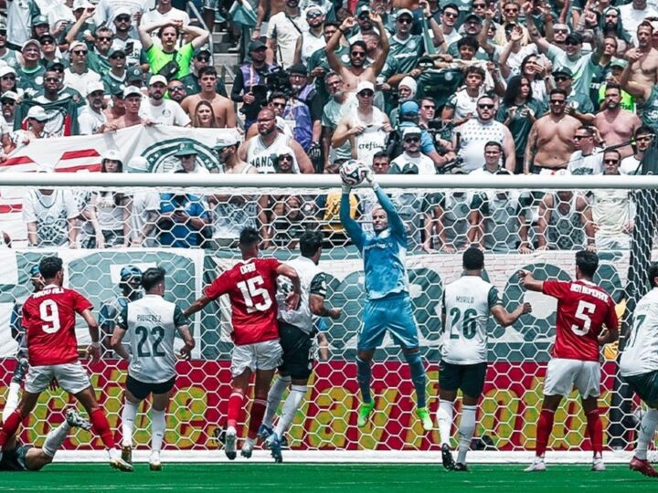 Palmeiras vence Al-Ahly no Mundial de Clubes em jogo marcado por gol contra e paralisação por tempestade