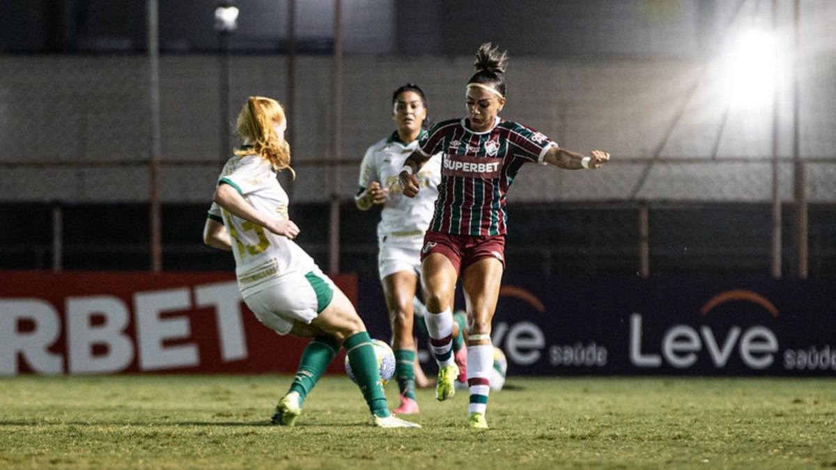 Brasileirão Feminino: Palmeiras Busca Consolidar Liderança Contra o Fluminense Abalado