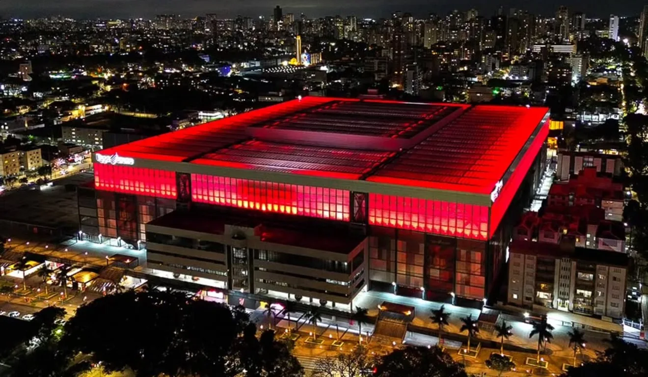 Athletico Paranaense Repudia Associação com Empresa de Acompanhantes Após Proposta de Naming Rights