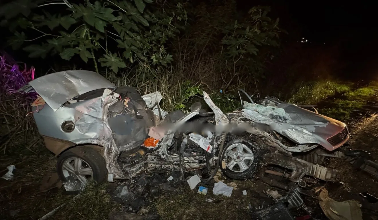 Tragédia na PR-897: Família inteira morre em colisão frontal em Marialva